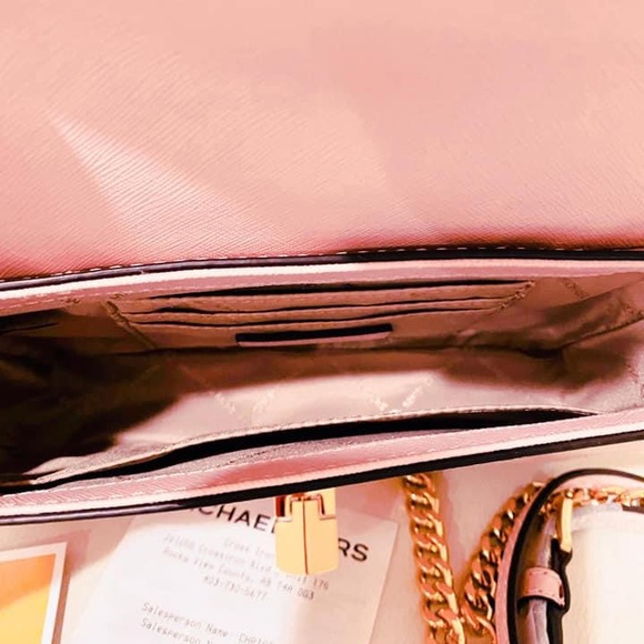 Michael Kors Kinsley 2-in-1 crossbody - Picture 5 of 6